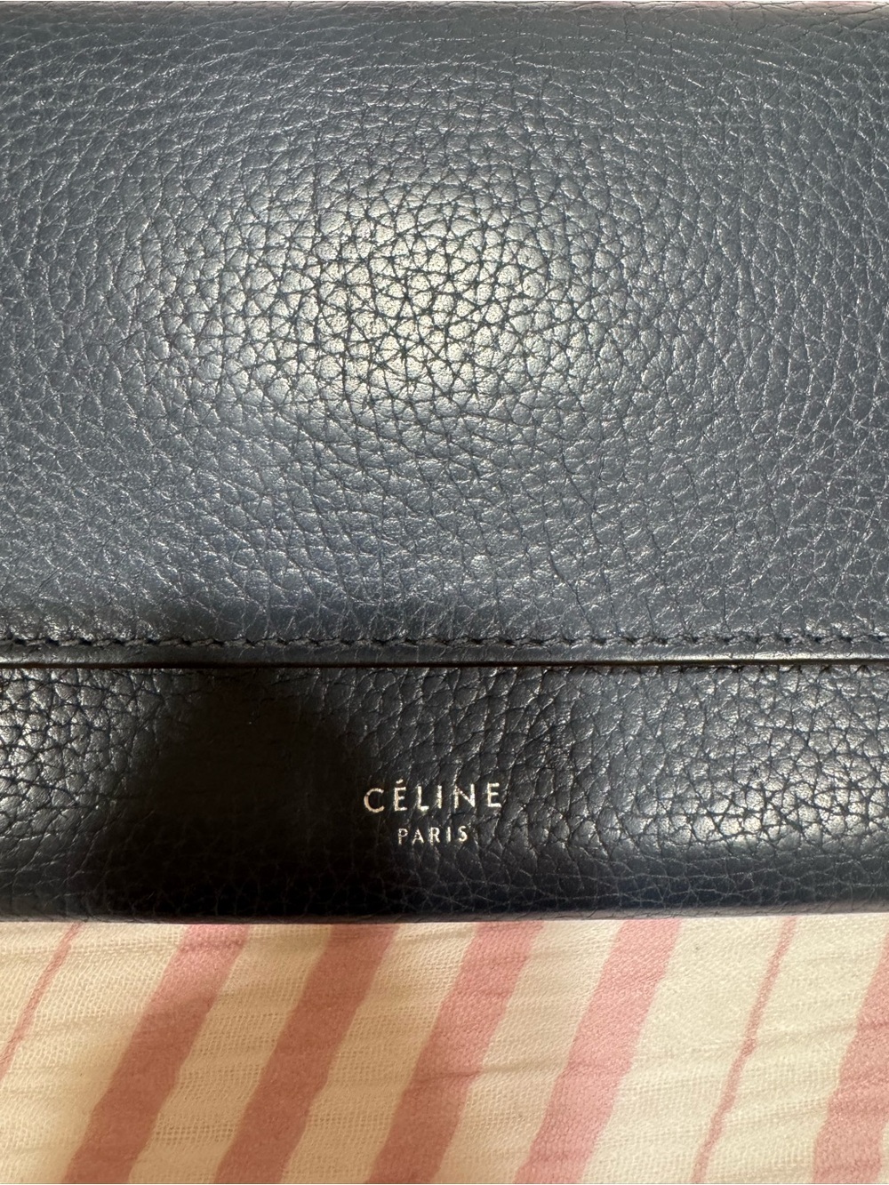 Celine long flap wallet with pebbled leather - Picture 2 of 6